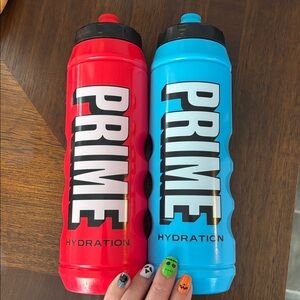 2 PRIME water bottles